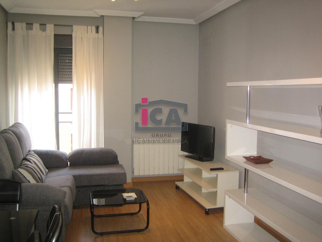 Sala d'estar de Apartament en venda en Cáceres Capital amb Calefacció i Moblat