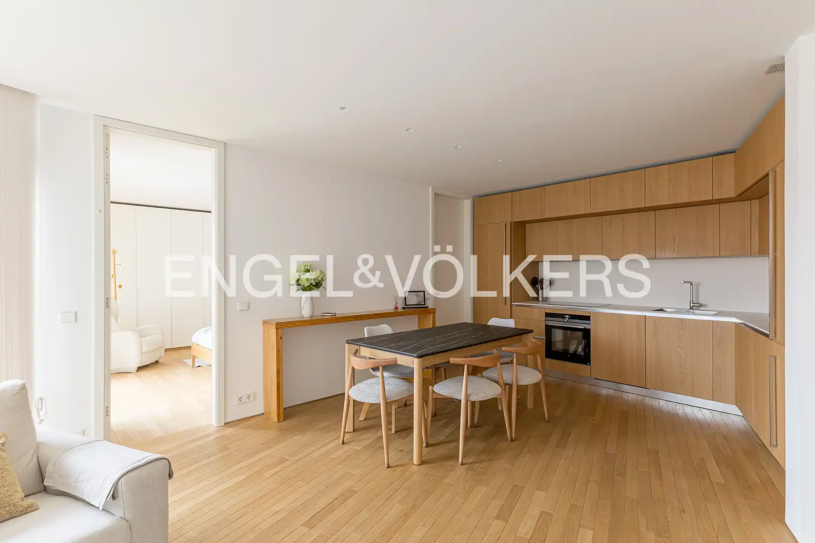 Wohnzimmer von Wohnung zum Verkauf in Madrid mit Klimaanlage, Heizung und Privatgarten
