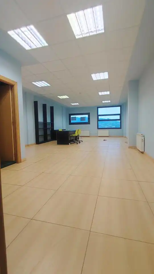 Oficina en alquiler en Secundino Roces Riera, imagen 5
