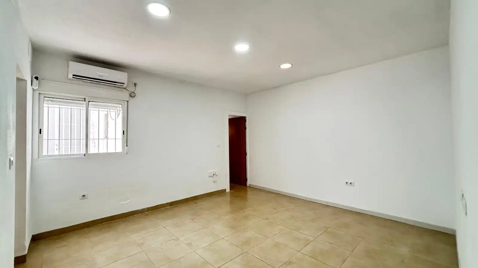 Casa adosada en venta en Calle Carretera de la Palma, Los Barreros - Cuatro Santos
