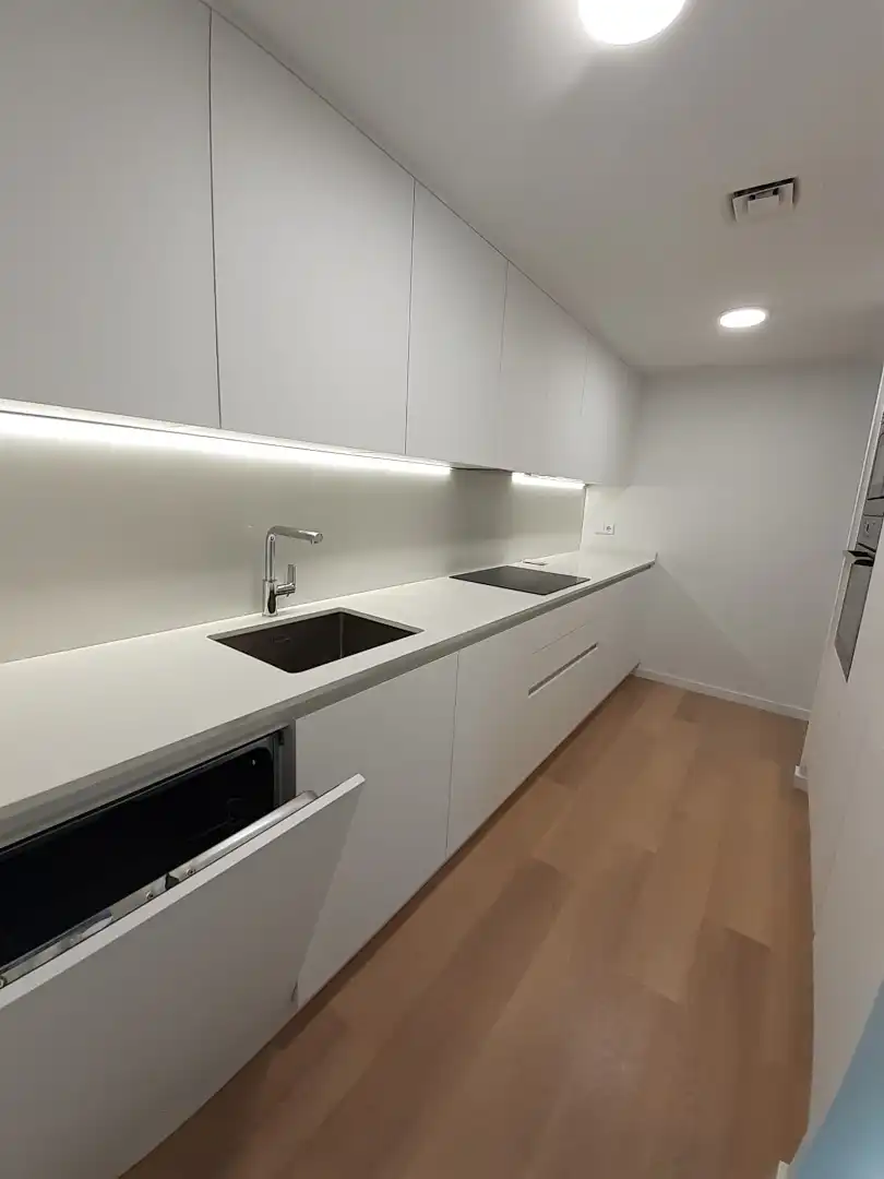 Cuina de Pis de lloguer en Valencia amb Aire condicionat, Calefacció i Parquet
