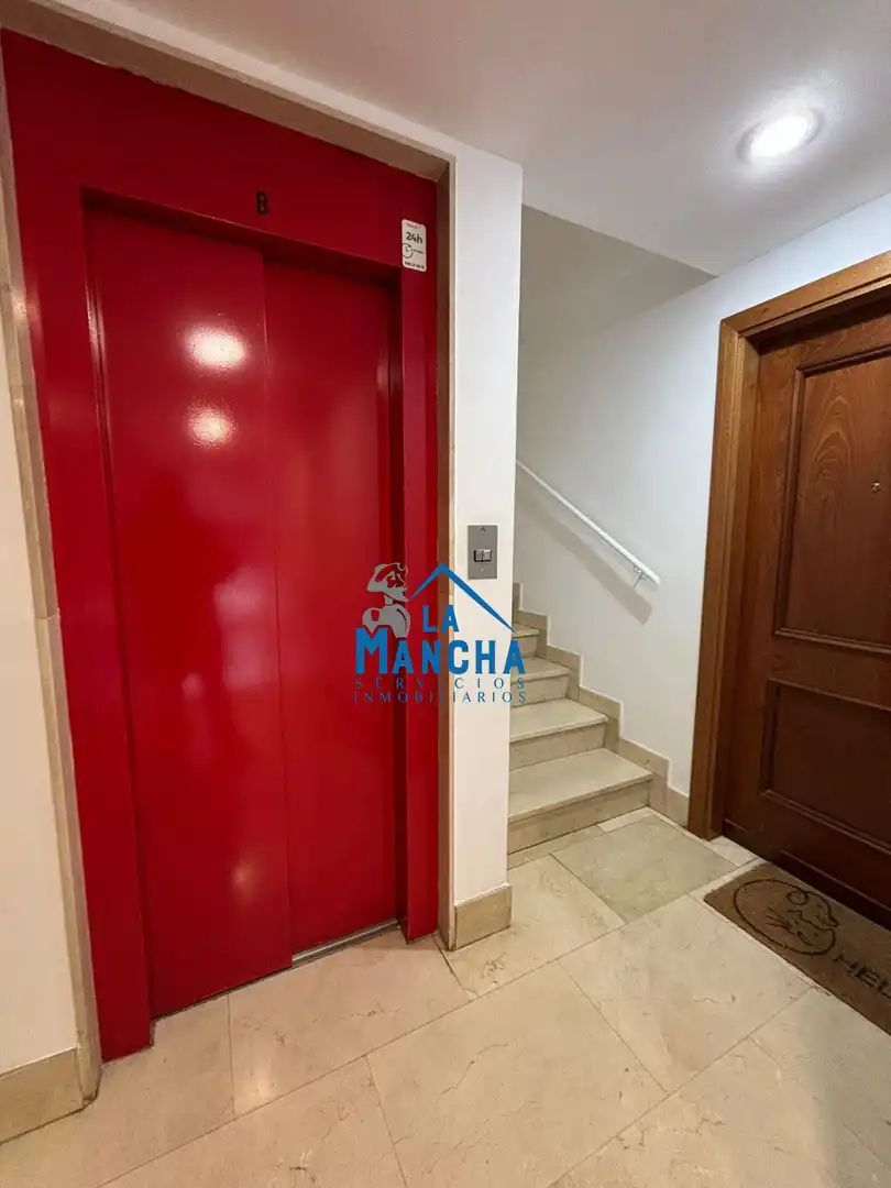 Ático en venta en Albacete con Aire acondicionado, Calefacción y Terraza