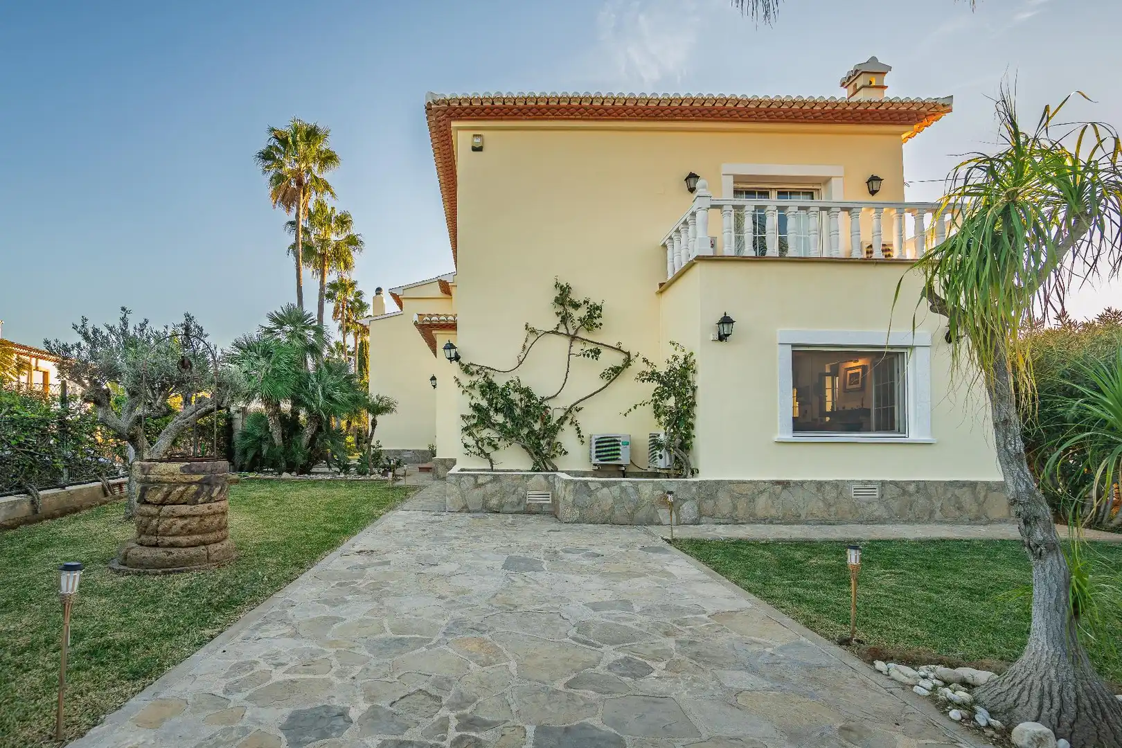 Exterior view of Houses for sale in Jávea / Xàbia  with Air Conditioner, Heating and Private garden