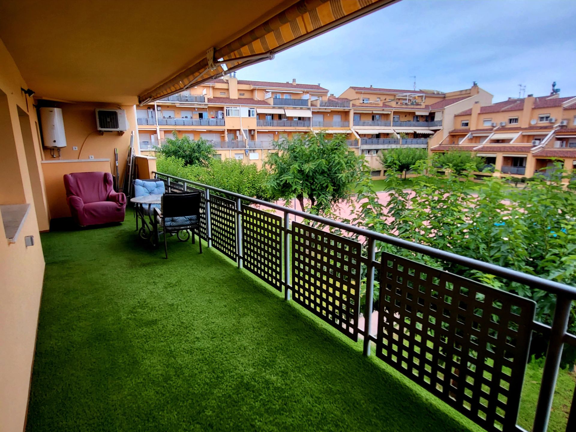 Terrace of Flat for sale in Roda de Berà  with Air Conditioner, Parquet flooring and Terrace