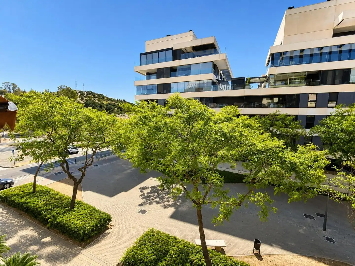 Wohnung zur Miete in Calle Poetisa Alfonsina Domínguez, El Cónsul - Ciudad Universitaria - El Romeral