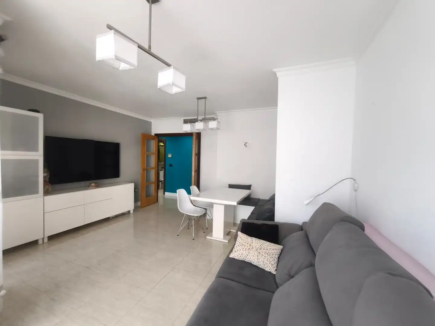 Sala de estar de Ático en venta en Águilas con Aire acondicionado, Terraza y Trastero