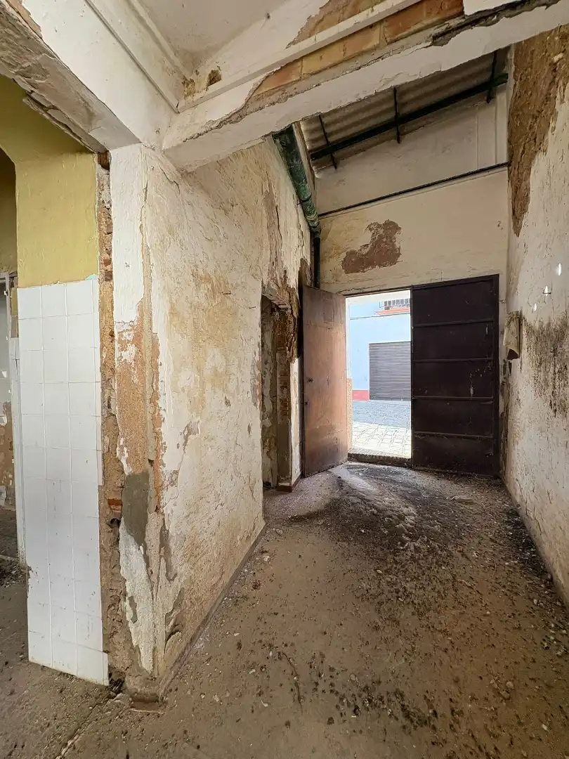 Casa adosada en venta en Carmona con Terraza
