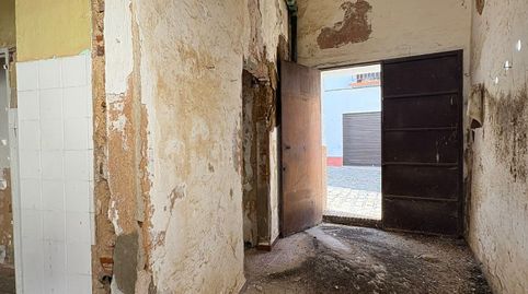 Foto 4 de Casa adosada en venta en Carmona, Sevilla
