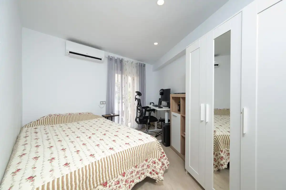 Flat for sale in Carrer Victoria Kent, Camí dels Magros - Casablanca