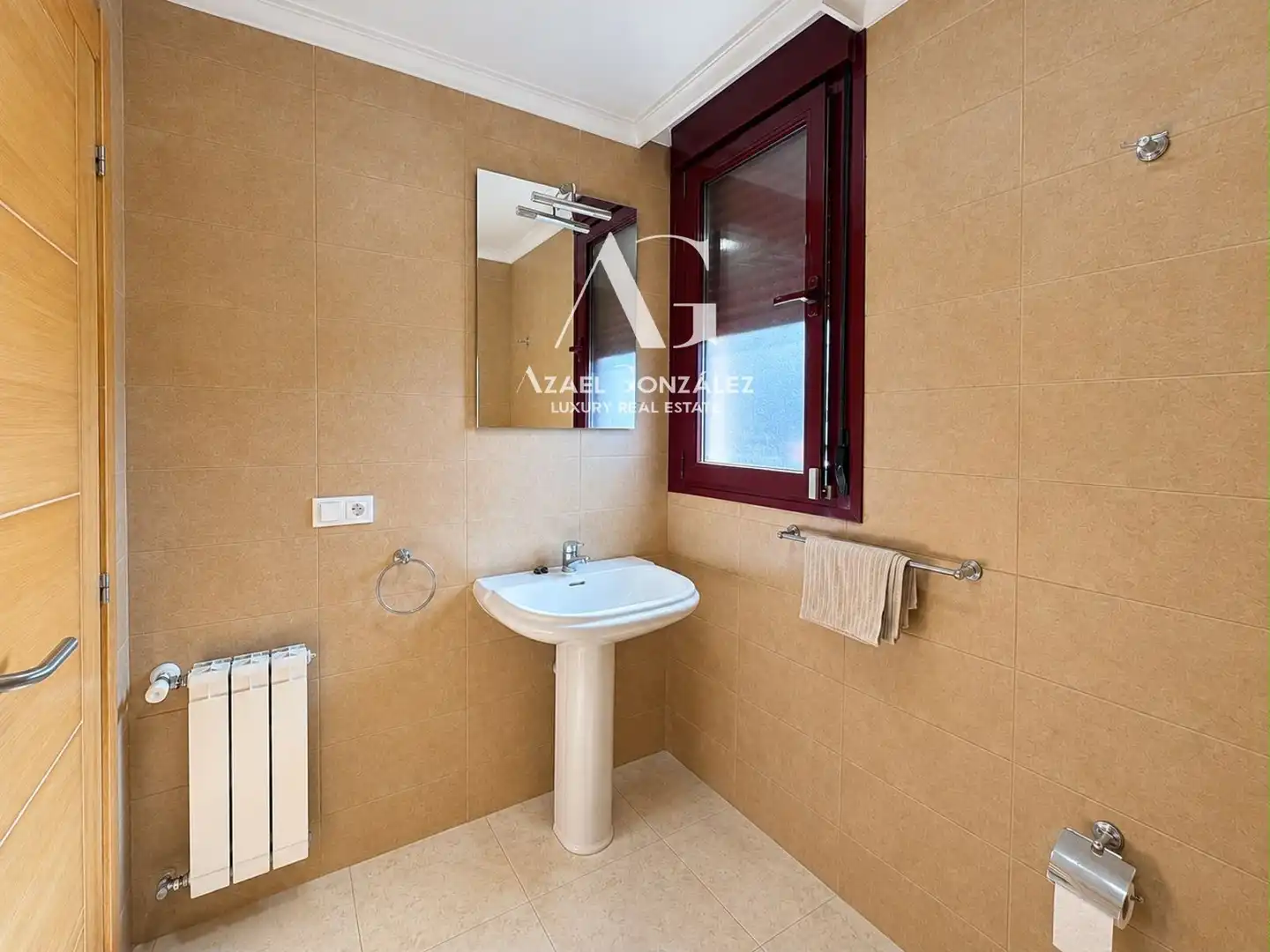 Bathroom of Detached homes for sale in Castañeda  with Heating, Terrace and Alarm