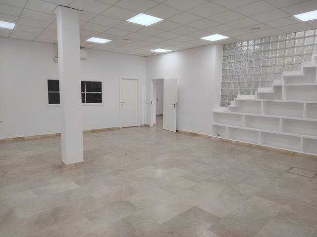 Local comercial en Alquiler en Calle Real en Sanlúcar la Mayor