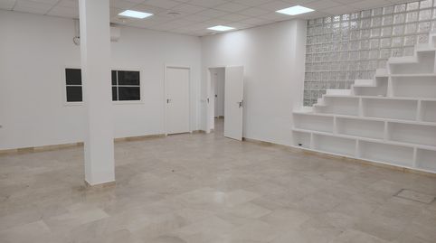 Foto 2 von Geschaftsraum zur Miete in Calle Real, Sanlúcar la Mayor, Sevilla