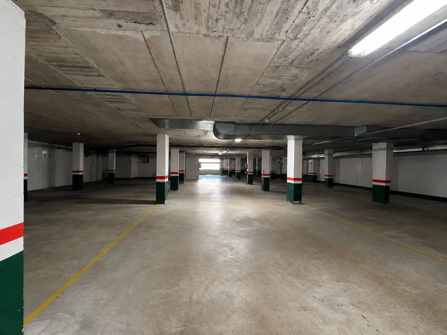Parking de Piso en venta en Bárcena de Cicero con Calefacción, Trastero y Amueblado