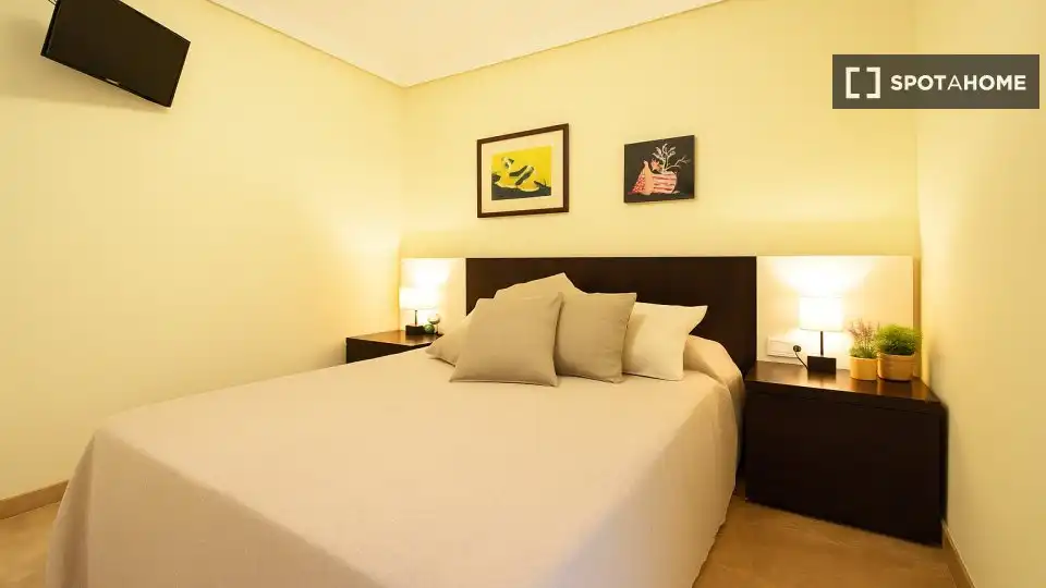 Room in El Pilar