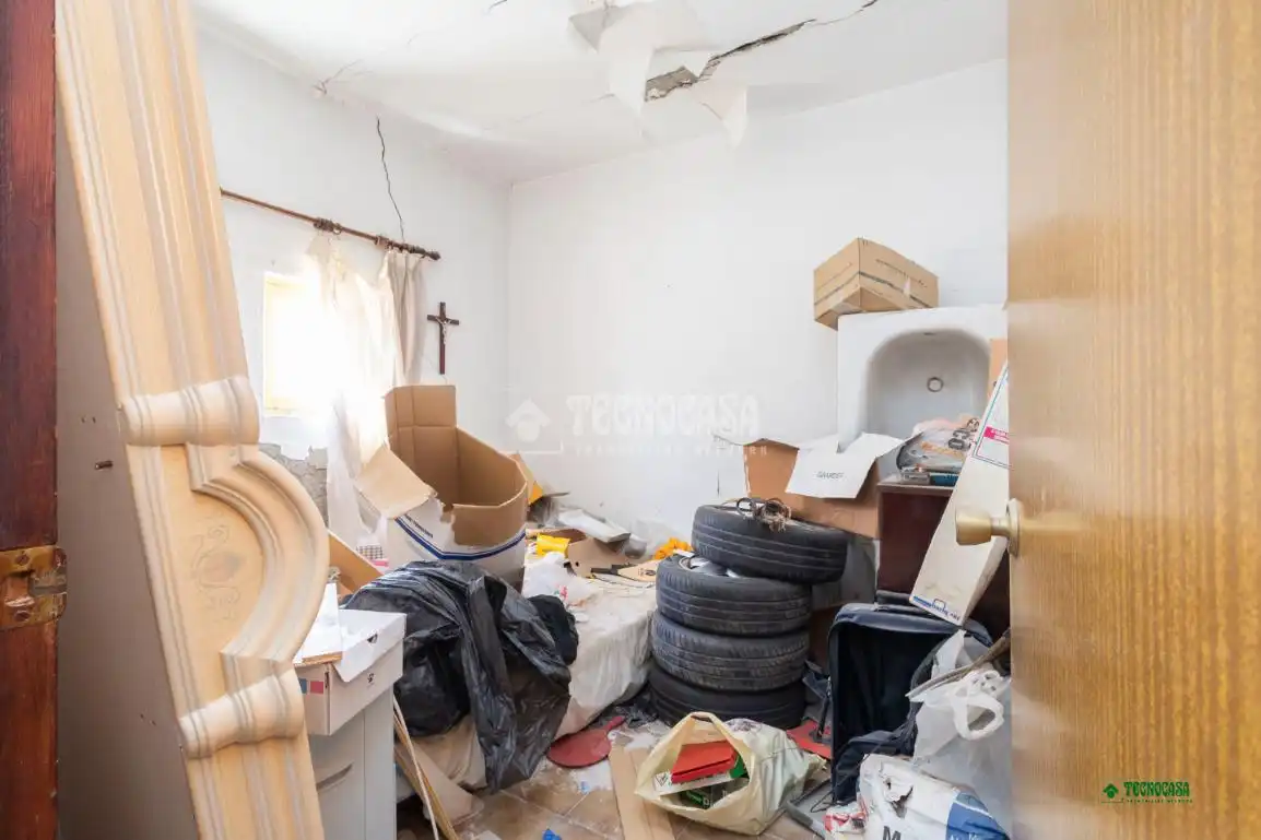 Habitación de Casa adosada en venta en Almería