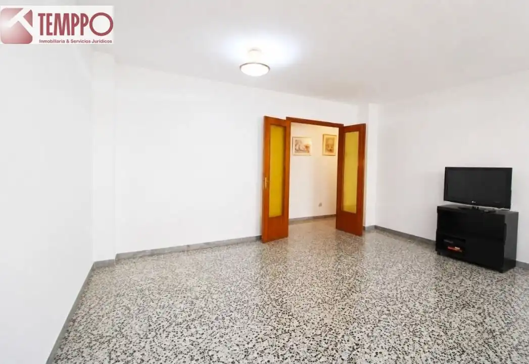 Sala de estar de Piso en venta en El Vendrell con Alarma