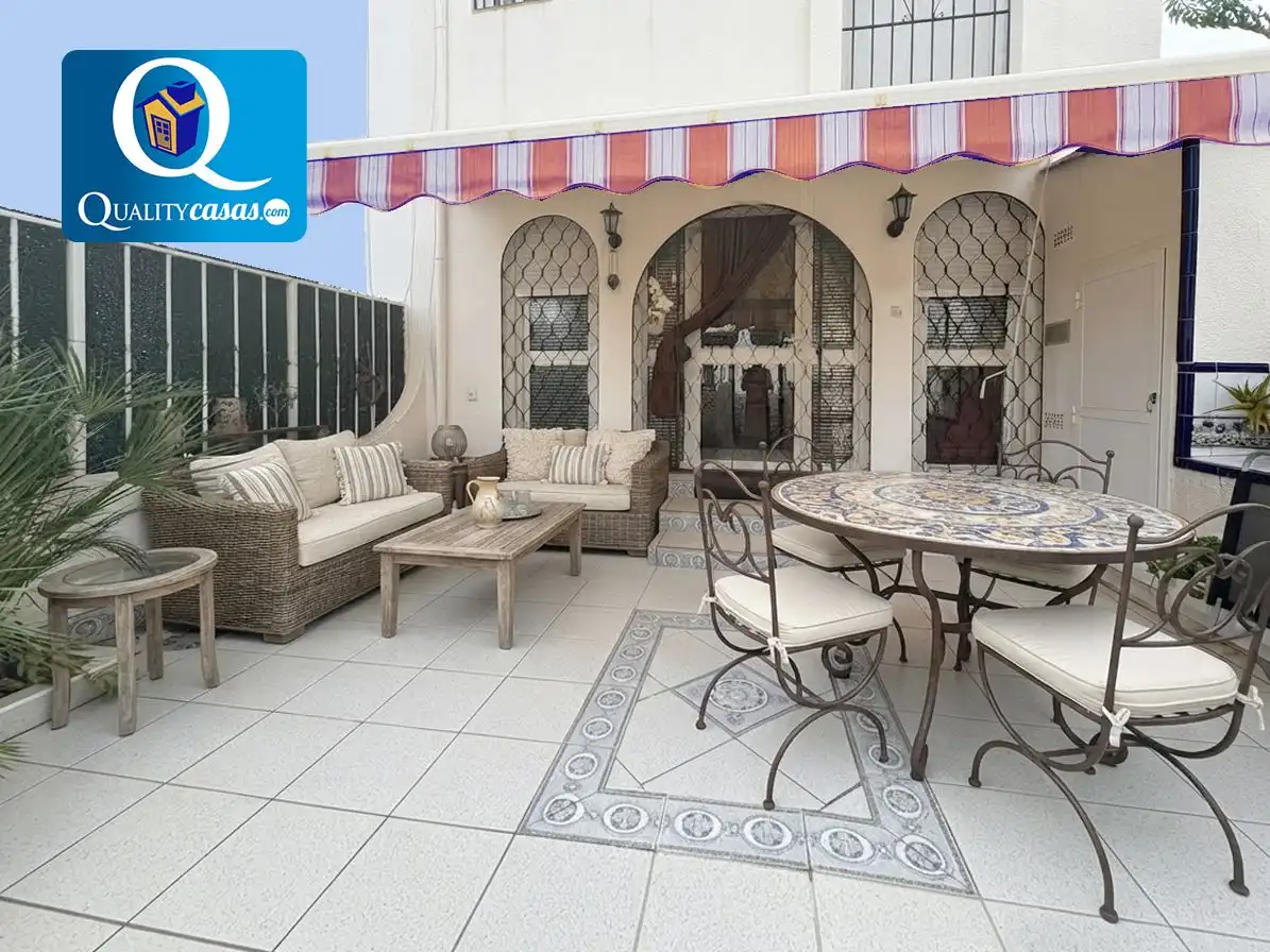 Terrace of Houses for sale in Pueblo Español - Coveta Fumá