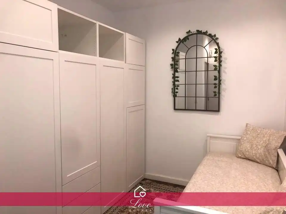 Dormitori de Estudi de lloguer en Madrid amb Calefacció, Parquet i Moblat