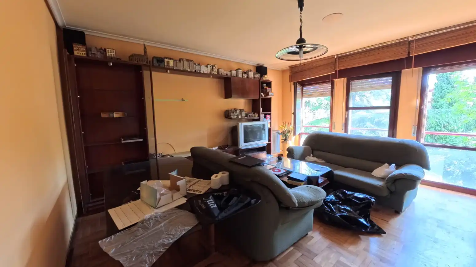 Living room of Flat for sale in  Logroño  with Heating, Parquet flooring and Storage room