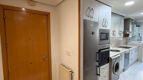 Foto 5 de Piso en venta en Calle del General Elorza, 38, Milán - Pumarín, Oviedo