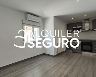 Bedroom of Flat to rent in  Madrid Capital  with Air Conditioner and Heating