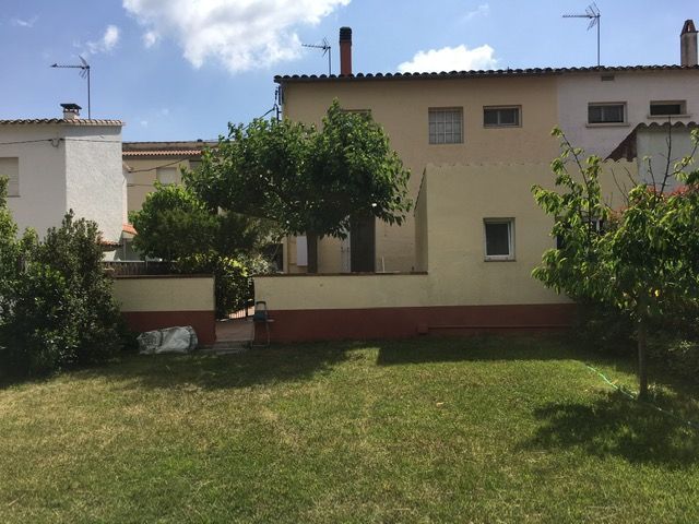 Jardí de Casa adosada de lloguer en Vidreres amb Calefacció, Jardí privat i Terrassa