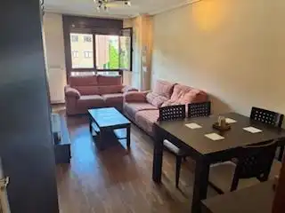 Piso en venta en Roces