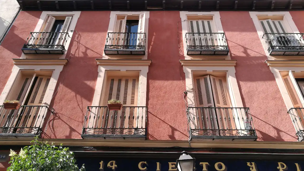 Wohnungen zur Miete in Calle de Velarde, Universidad - Malasaña