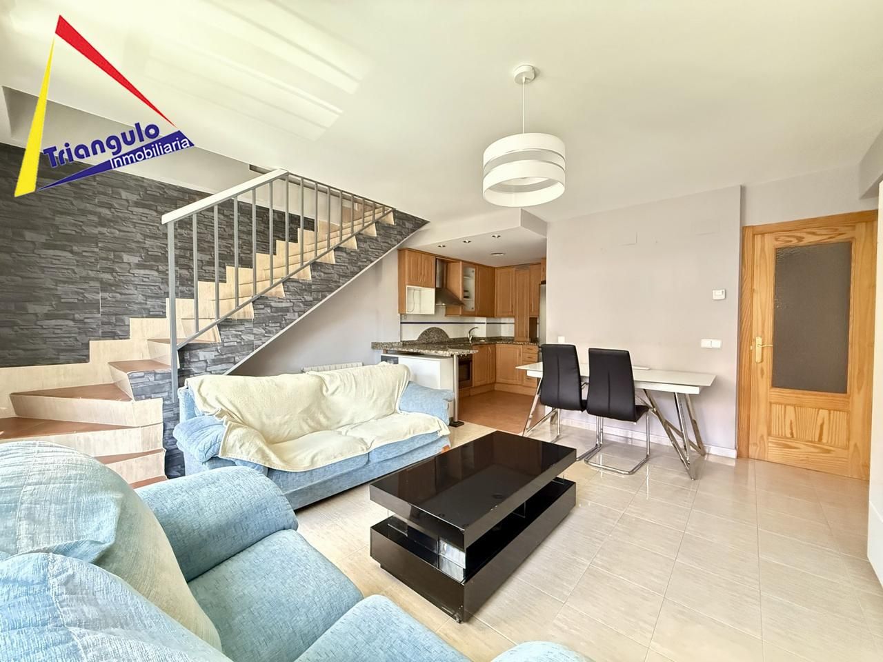 Living room of Flat for sale in Espirdo  with Heating, Terrace and Furnished