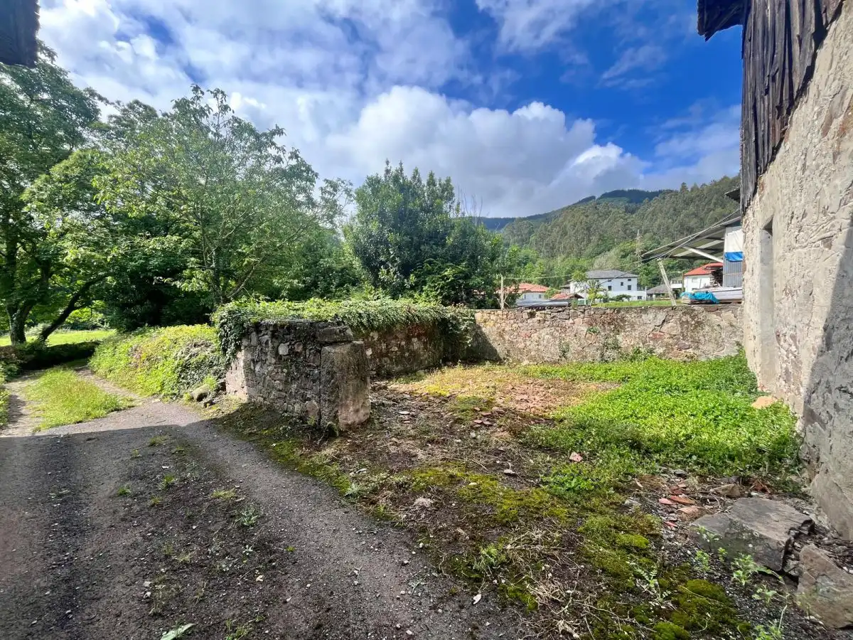 Casa o chalet en venta en Salas con Calefacción y Trastero
