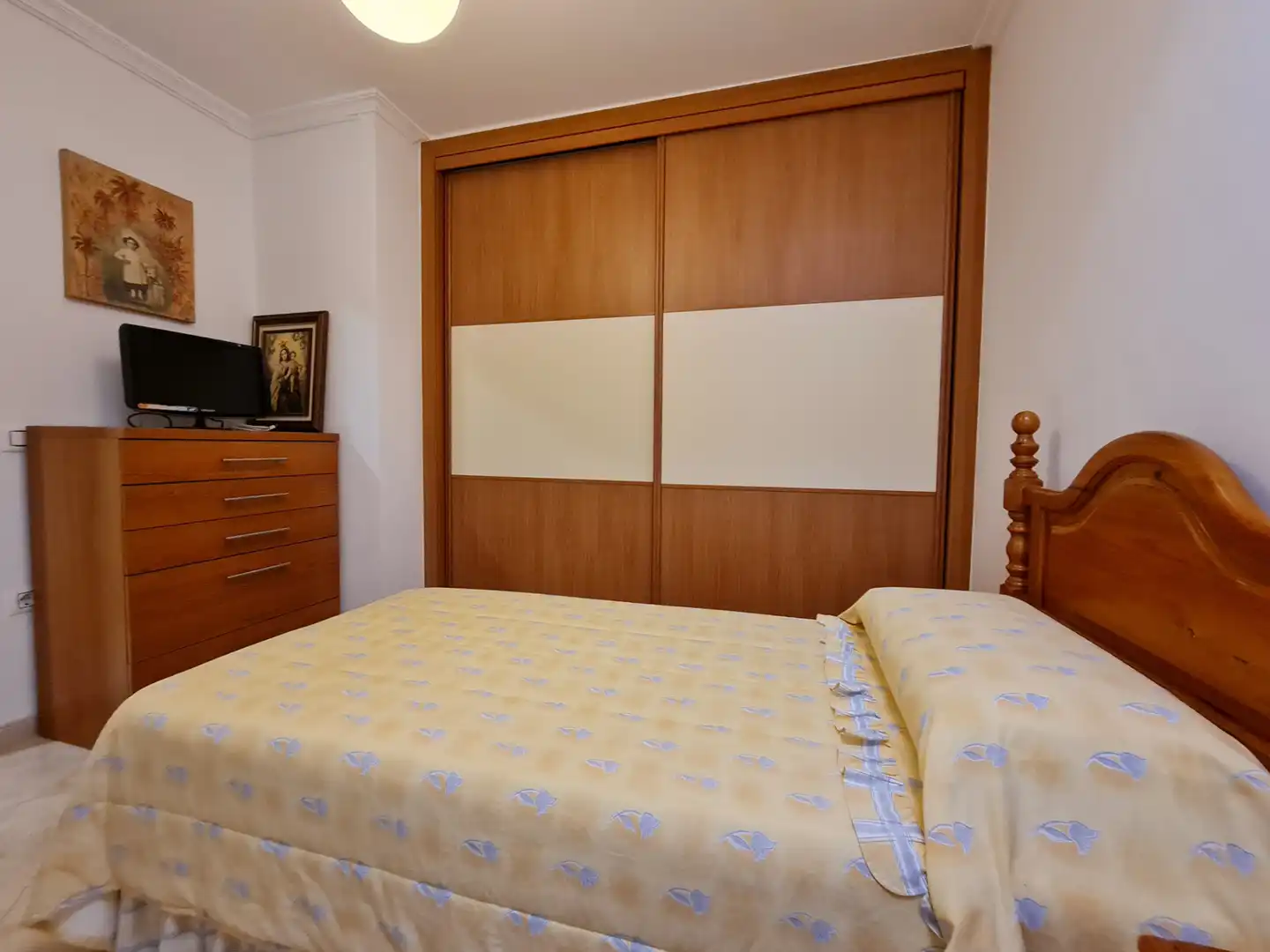 Bedroom of Houses for sale in Camas  with Air Conditioner, Terrace and Storage room