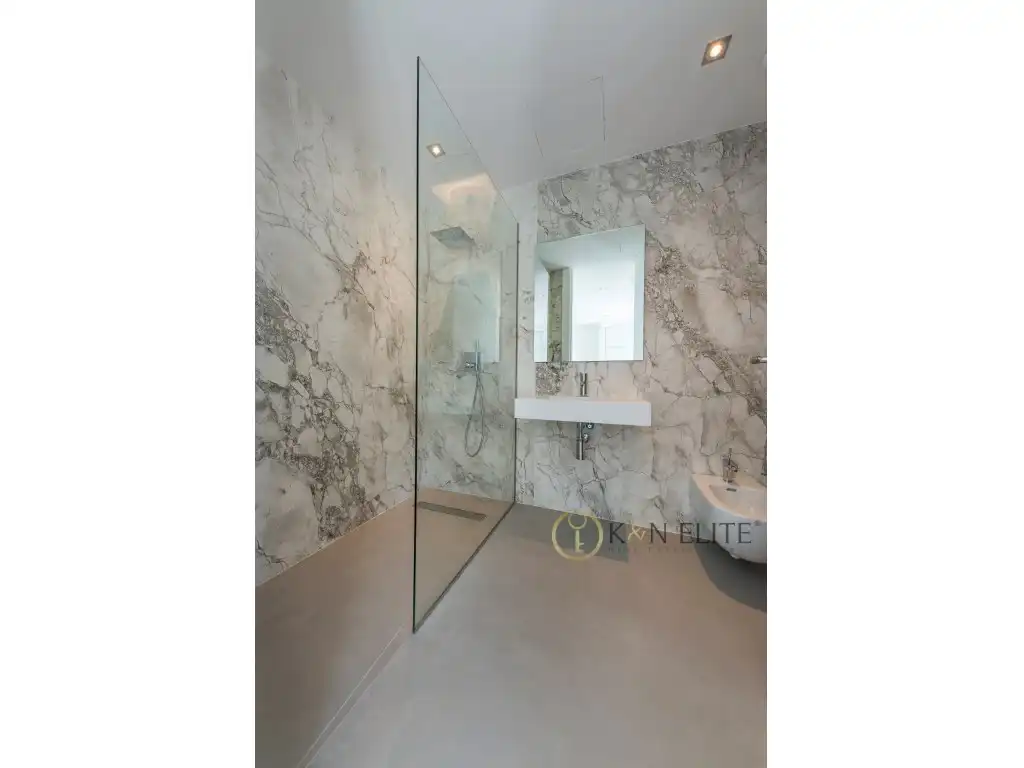 Baño de Dúplex en venta en Benidorm con Aire acondicionado y Piscina