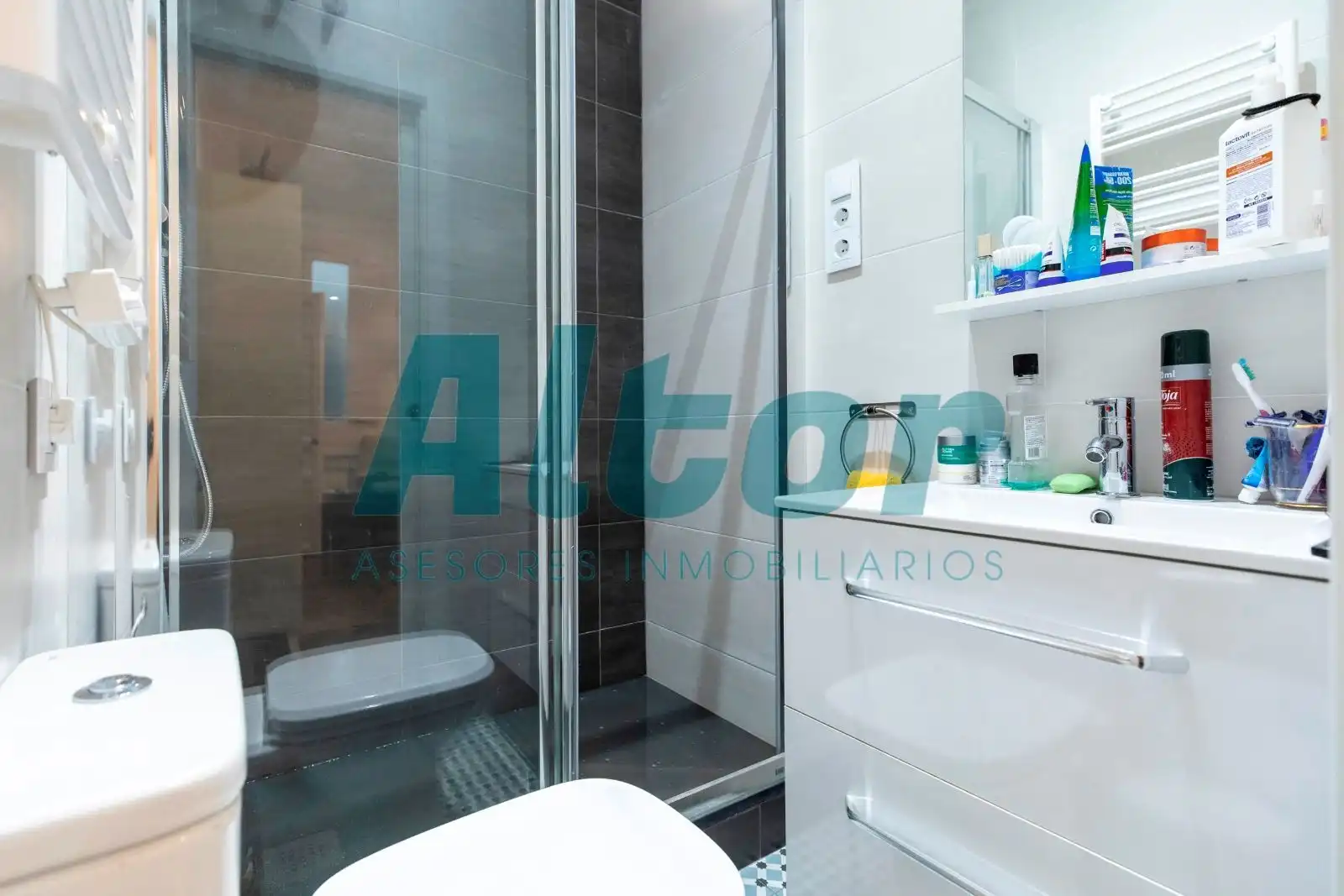 Piso en venta en DEL PRADO, Cortes - Huertas