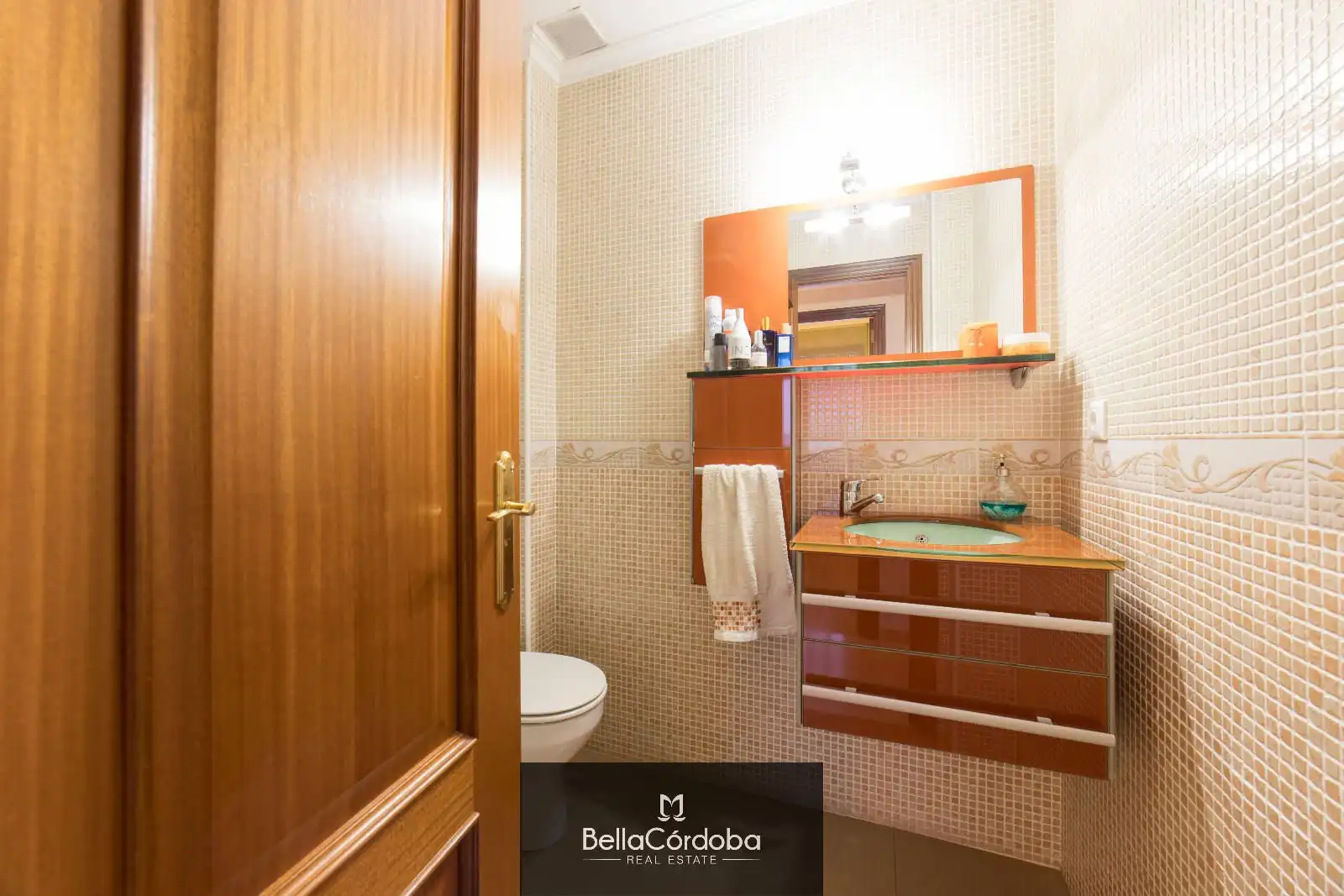 Baño de Casa adosada en venta en Córdoba con Aire acondicionado, Calefacción y Terraza
