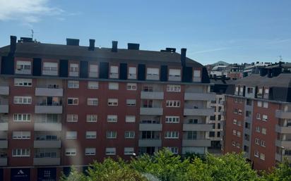 Vista exterior de Pis en venda en Bilbao 