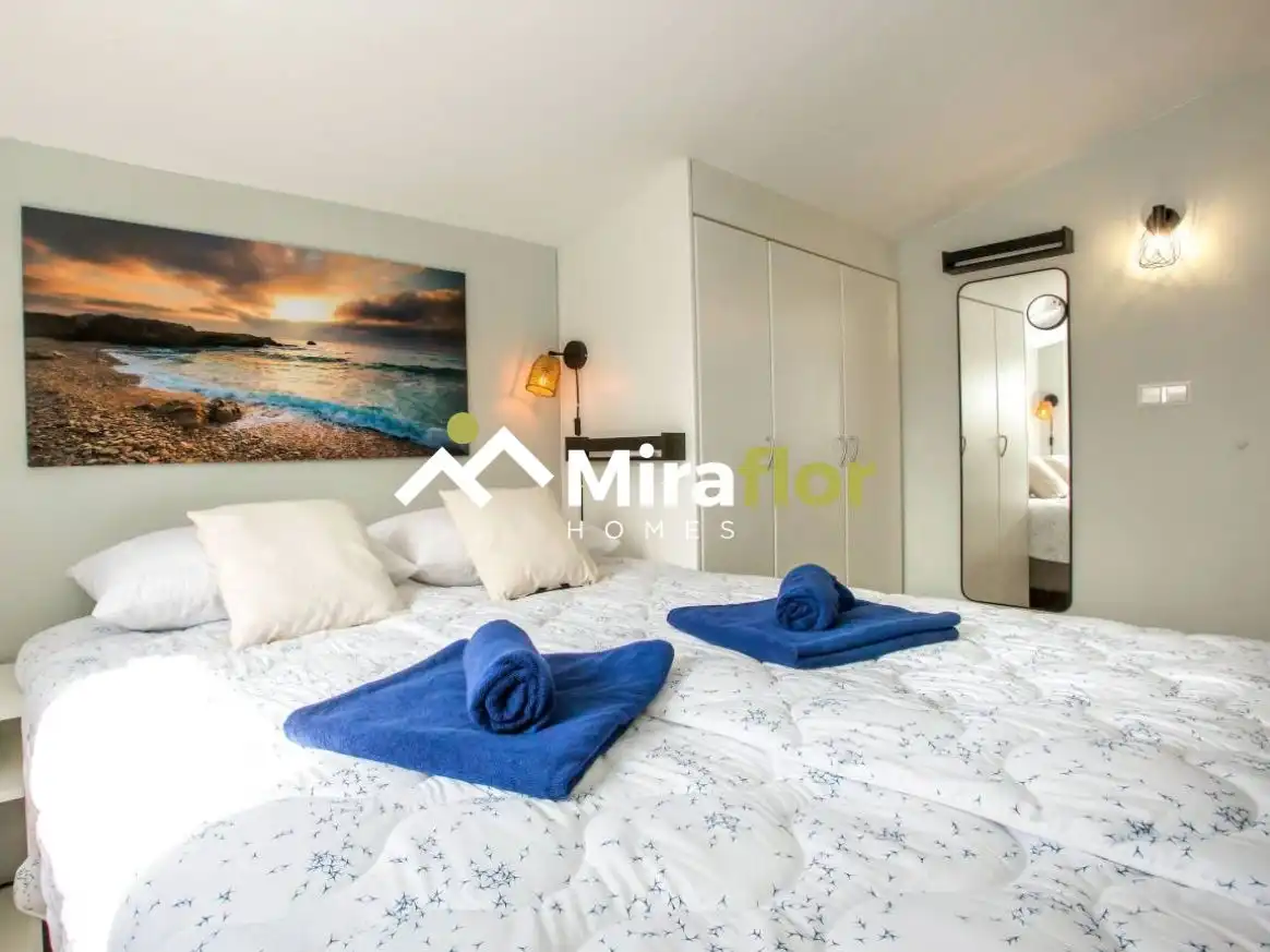 Habitación de Apartamento en venta en Dénia con Aire acondicionado, Terraza y Amueblado