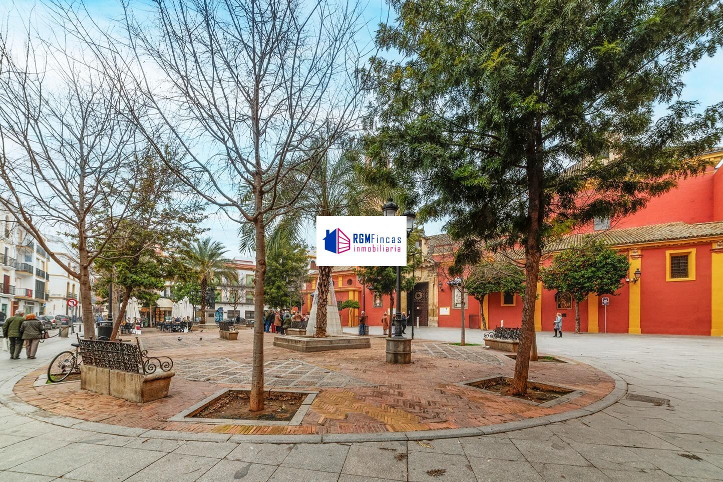 Vista exterior de Pis en venda en  Sevilla Capital