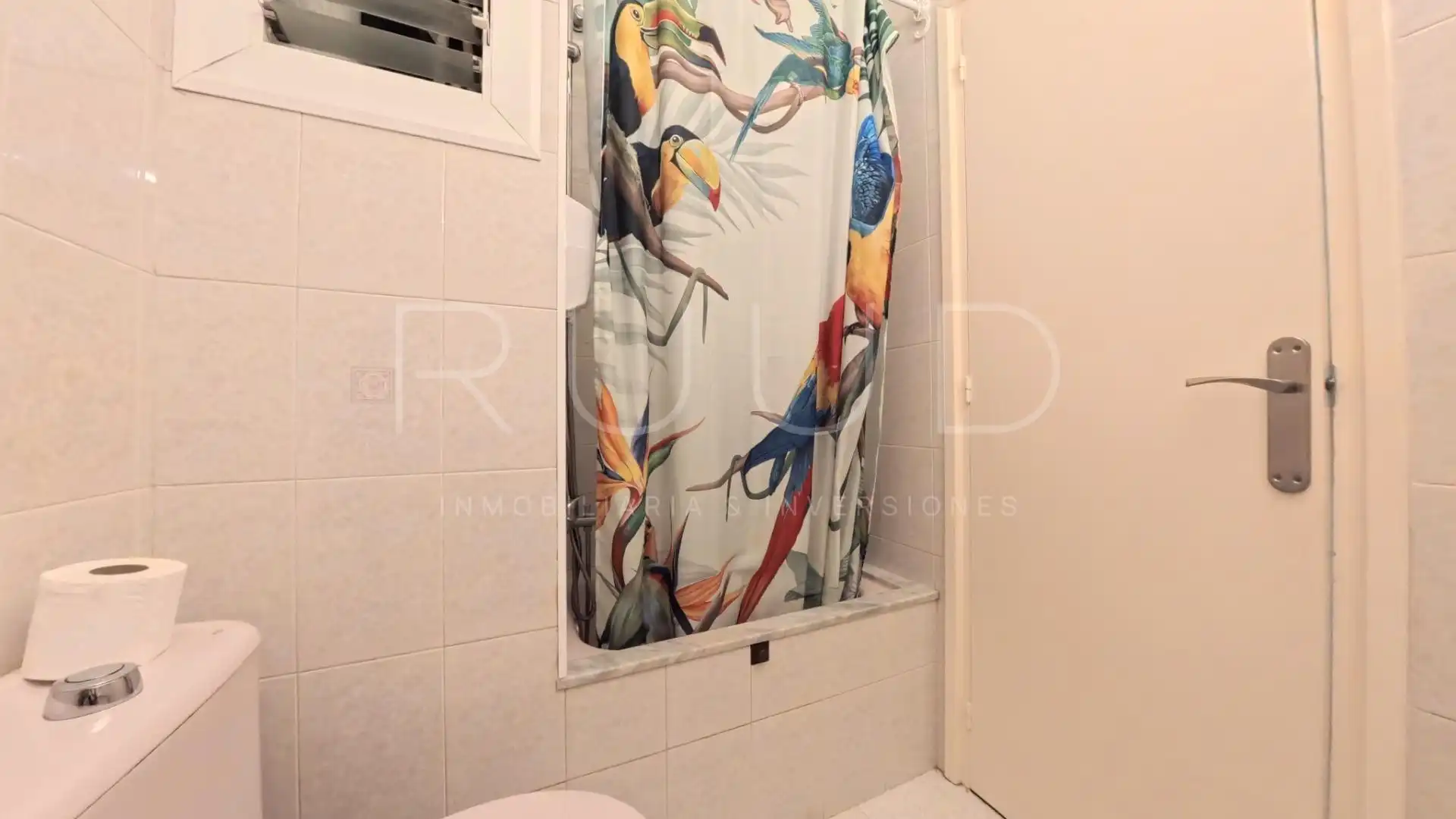 Baño de Piso en venta en Sitges con Parquet