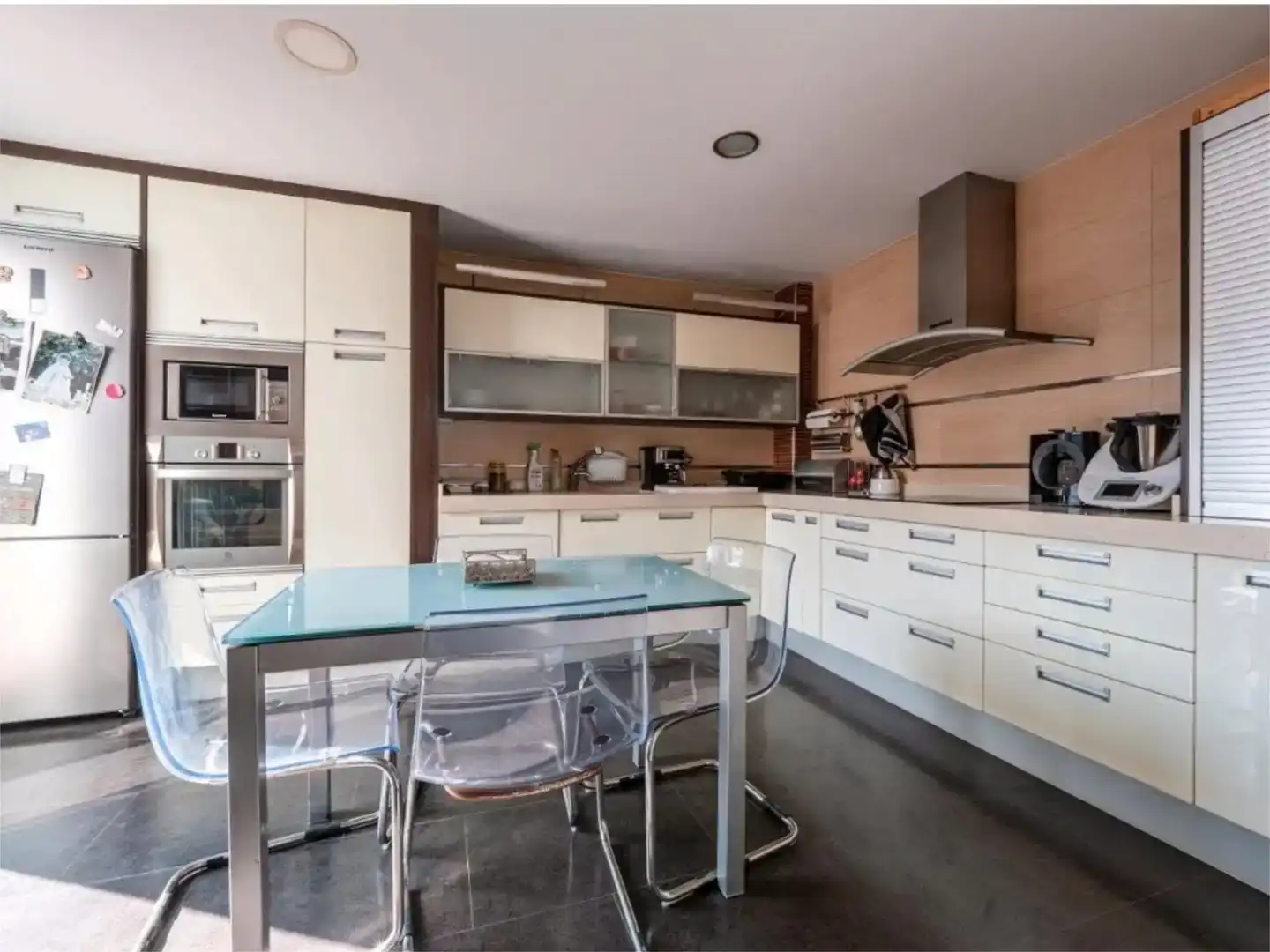 Cocina de Piso en venta en Málaga con Aire acondicionado, Jardín privado y Parquet