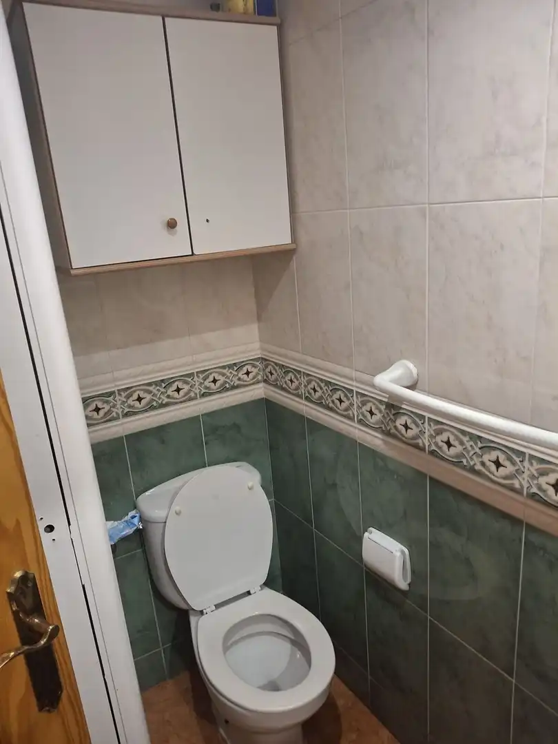 Baño de Piso en venta en Garrucha con Amueblado