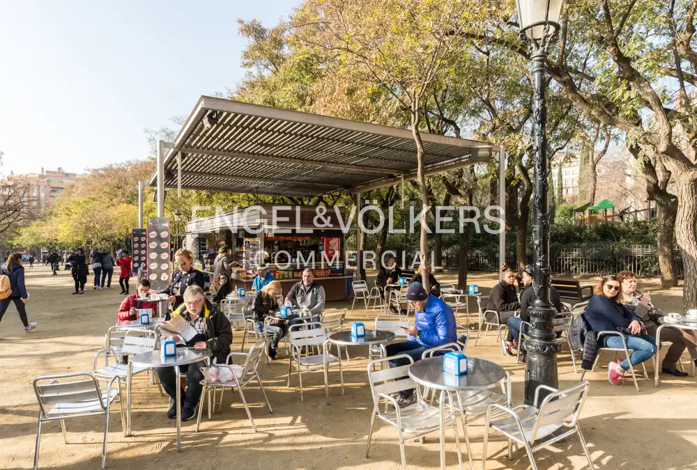 Terrassa de Edifici en venda en Barcelona