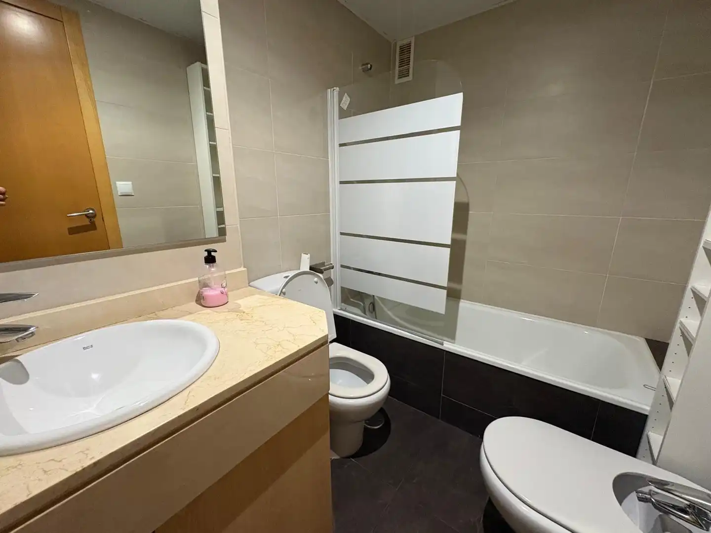 Baño de Piso en venta en Córdoba con Aire acondicionado, Calefacción y Parquet