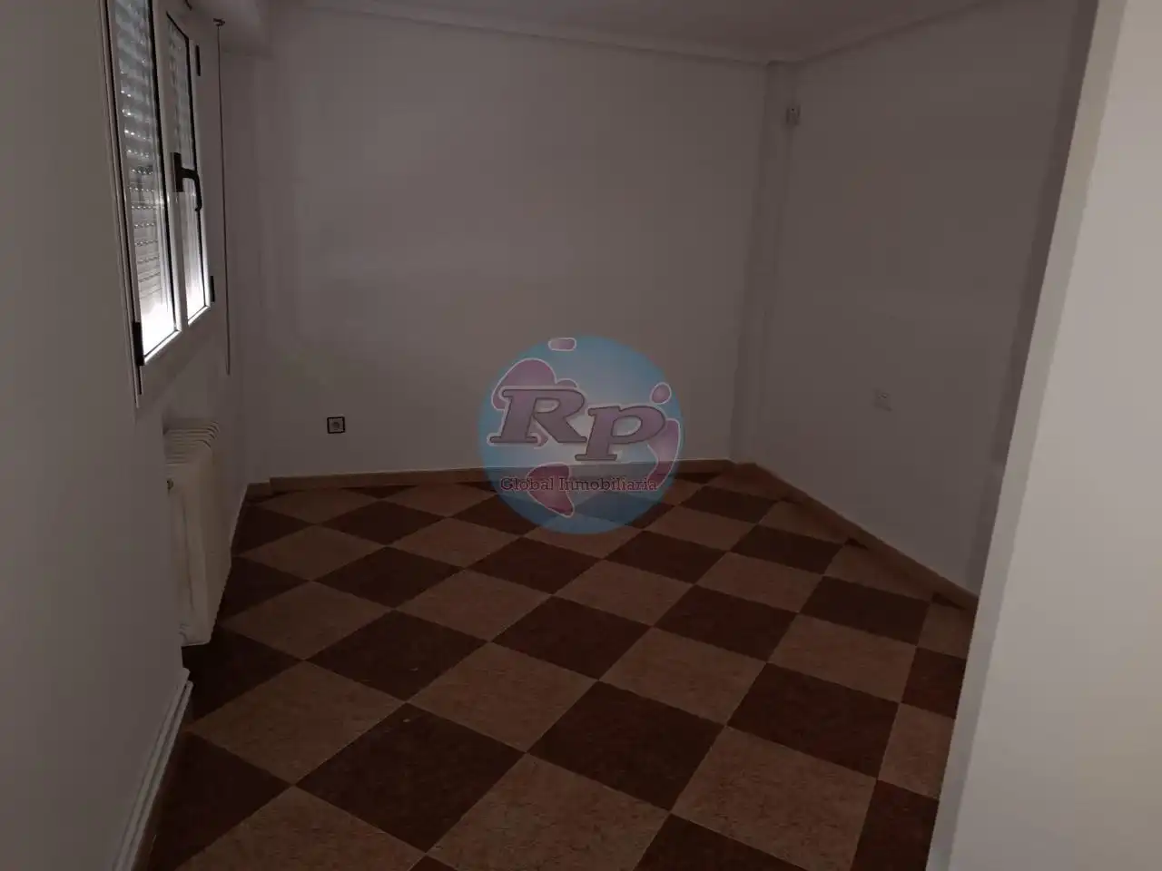 Piso en venta en Bembibre con Calefacción, Terraza y Trastero