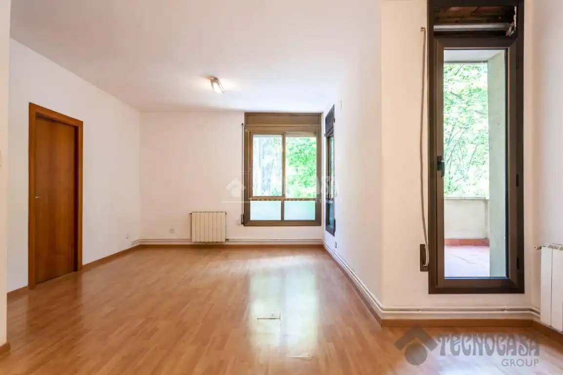 Vista exterior de Piso en venta en Barcelona