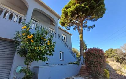 Vista exterior de Casa o xalet en venda en L'Ametlla del Vallès amb Aire condicionat, Calefacció i Jardí privat