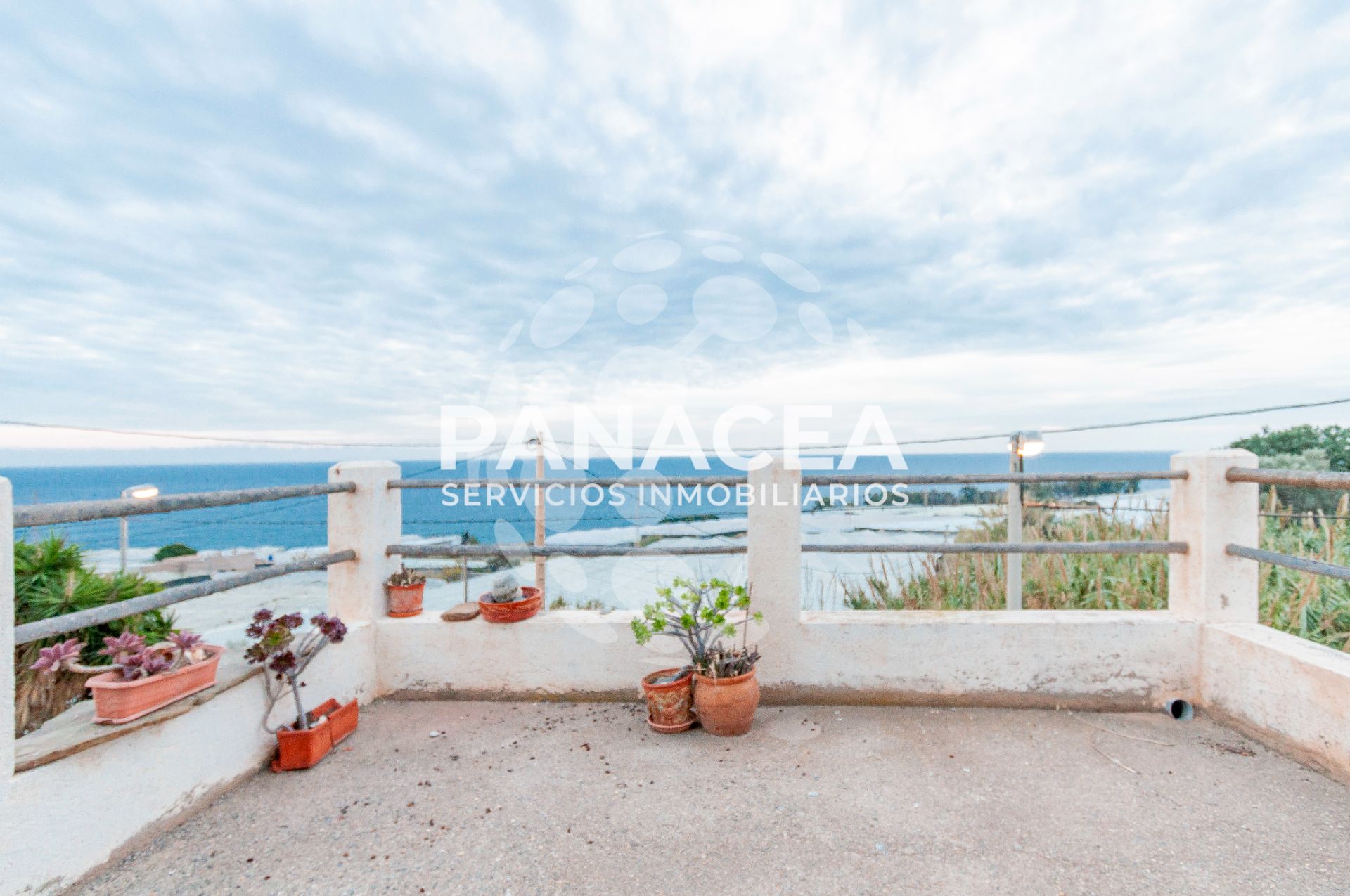 Terrassa de Casa o xalet en venda en Adra amb Balcó