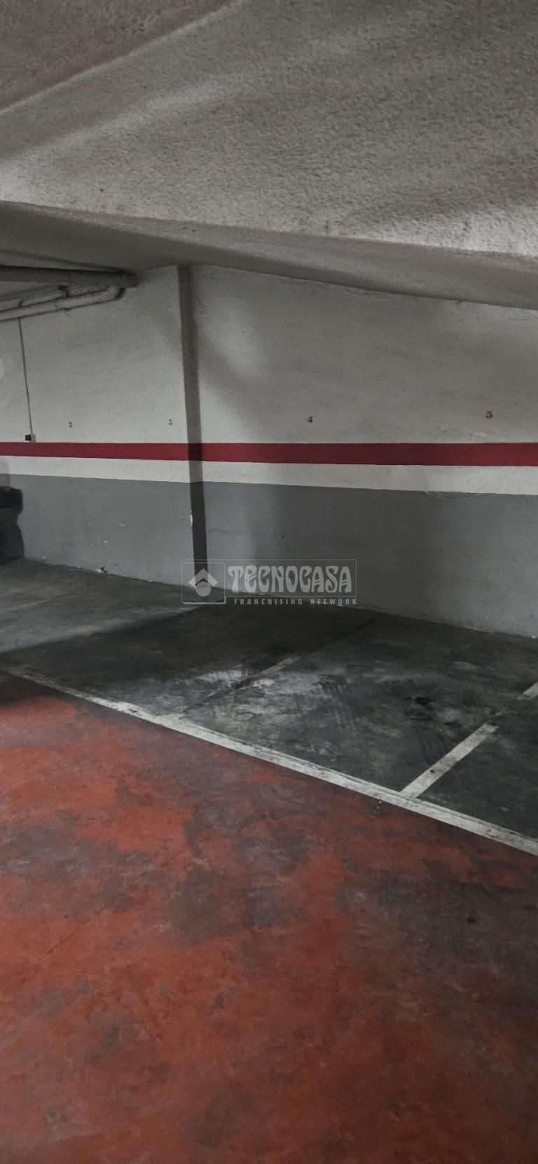 Aparcament de Garatge en venda en  Valencia Capital