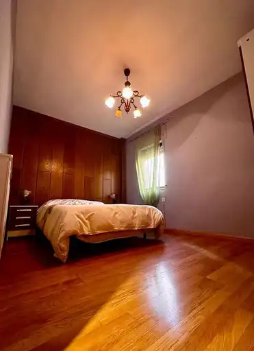 Schlafzimmer von Wohnung zum Verkauf in Navaleno mit Heizung, Parkett und Möbliert