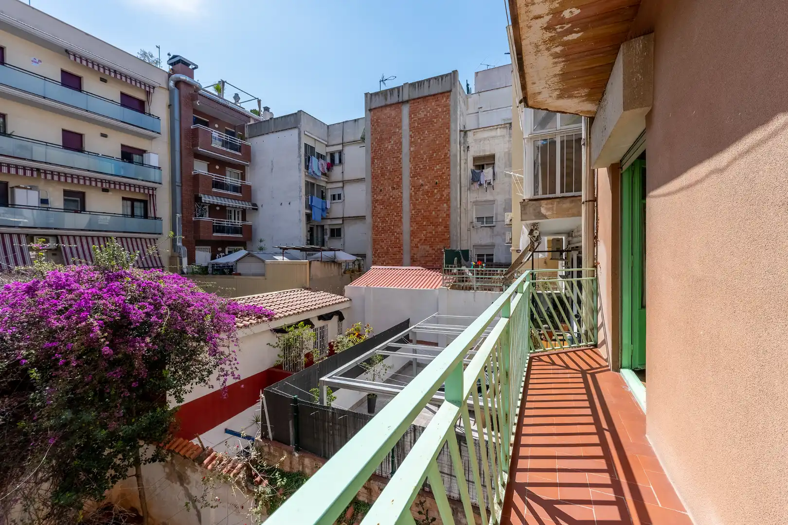 Terrassa de Casa adosada en venda en Barcelona amb Calefacció, Jardí privat i Terrassa