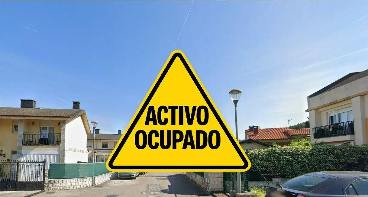 Piso con piscina en venta en Carandía